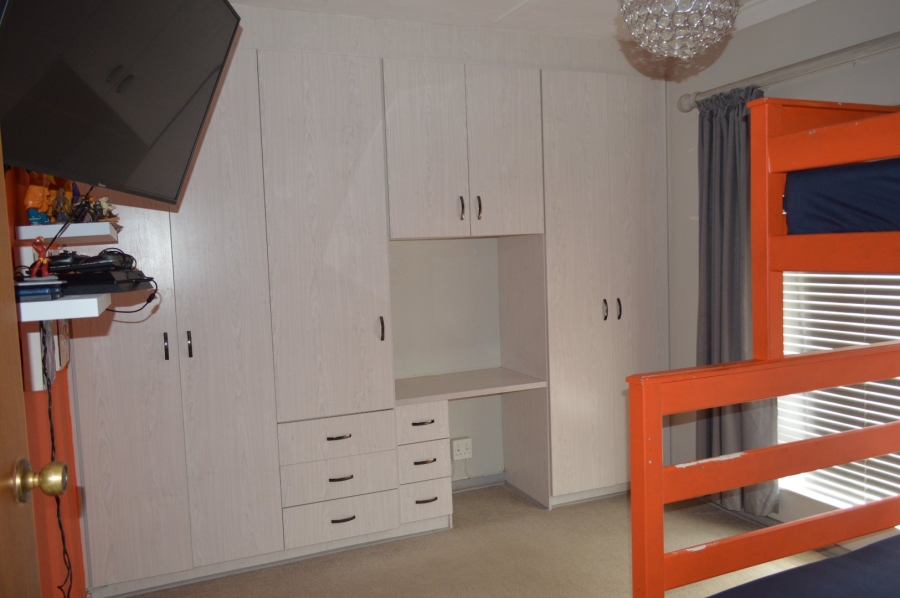 4 Bedroom Property for Sale in Stilfontein Ext 4 North West